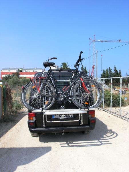 Mit den Fahrr&auml;dern unterwegs